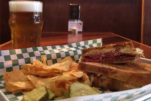 peaks-and-pints-tacoma-reuben-sandwich